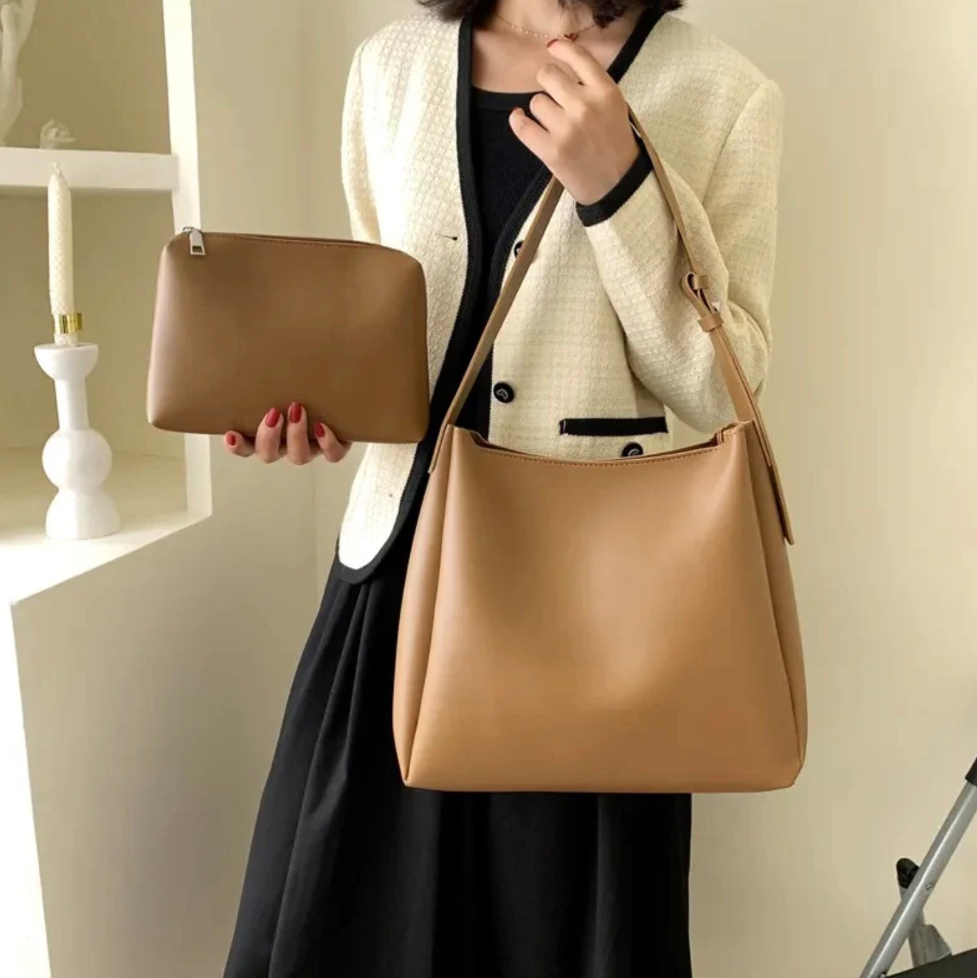 Elegant Women's Faux Leather Handbag with Adjustable Shoulder Strap – Practical and Chic Tote Bag
