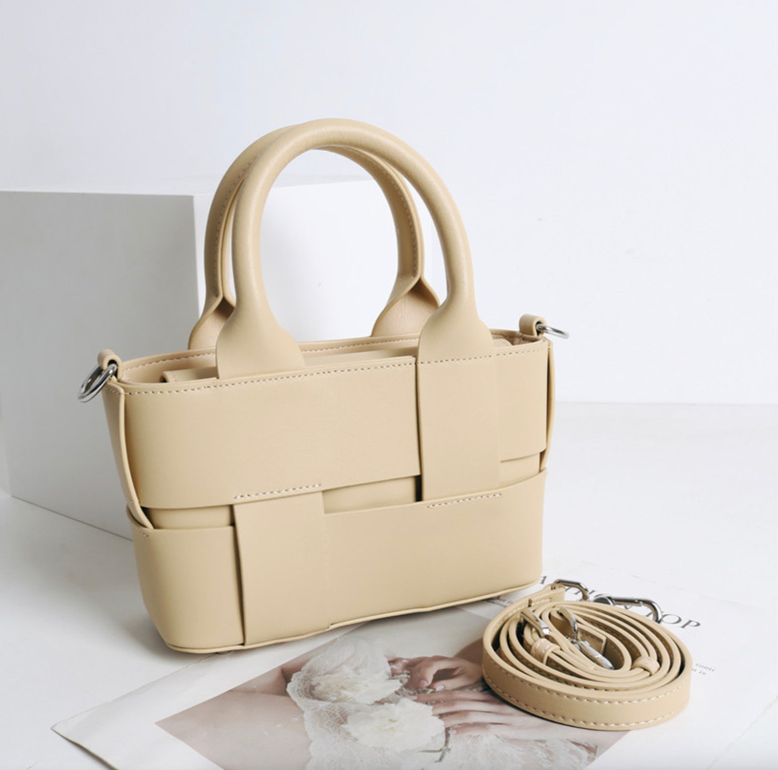 Sac à main en cuir tissé pour femme – Design vintage, intérieur spacieux, bandoulière amovible, 4 couleurs tendance