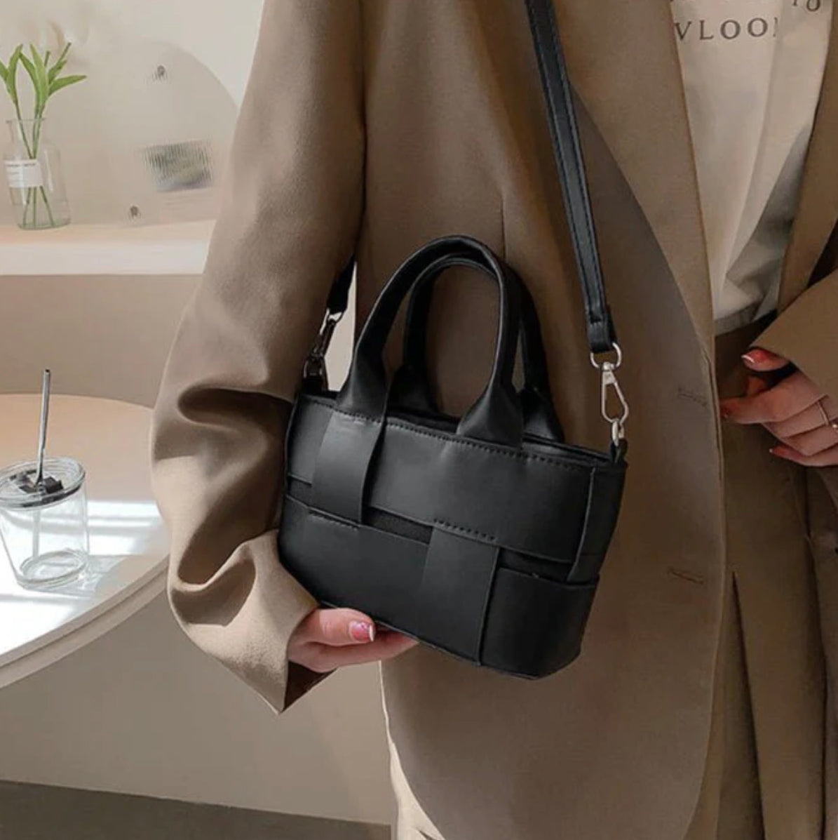 Sac à main en cuir tissé pour femme – Design vintage, intérieur spacieux, bandoulière amovible, 4 couleurs tendance