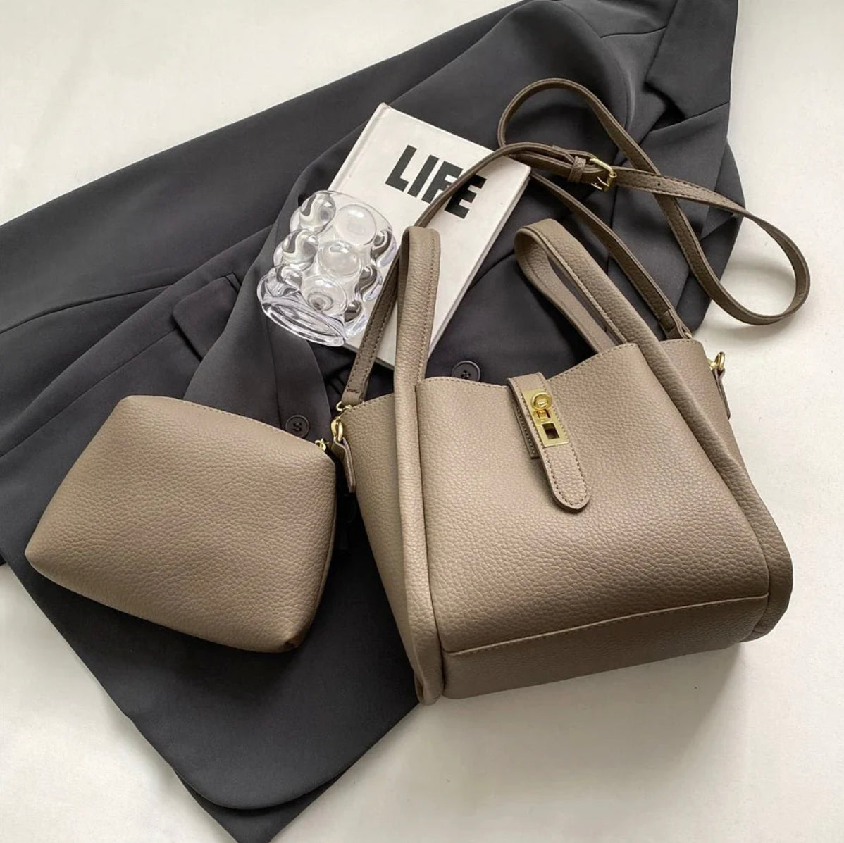 Mini Women's Crossbody Bag in Synthetic Leather – Elegant and Practical with Adjustable Strap, Ideal for Casual Outings