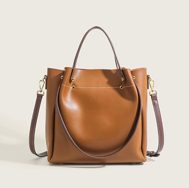 Women's handbag Zelie - Practical bag 26x12x27 cm, elegant and functional for everyday use