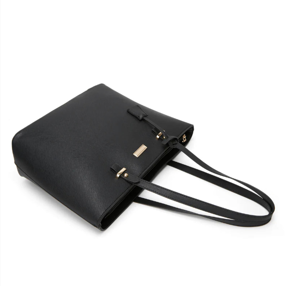 Elegant Women's Handbag in Synthetic Leather, Practical Shoulder Bag for Mother and Child – Four Pieces, Ideal for Daily Outings