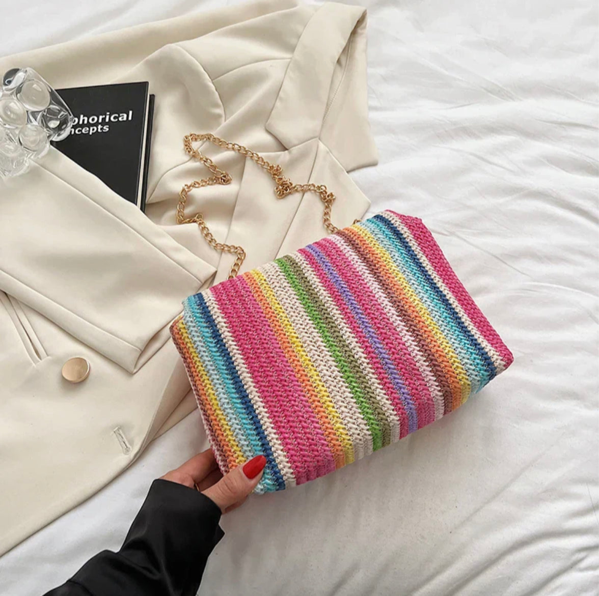 Sac à Main Femme Multicolore avec Sangle Réglable – Dimensions 24x17x9 cm, Design Moderne et Élégant