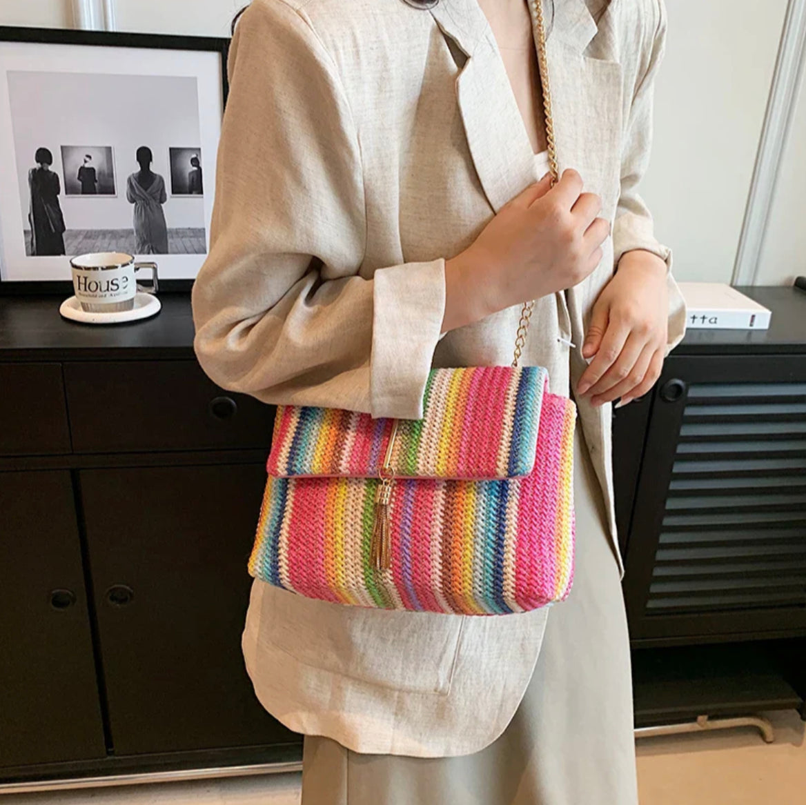 Sac à Main Femme Multicolore avec Sangle Réglable – Dimensions 24x17x9 cm, Design Moderne et Élégant