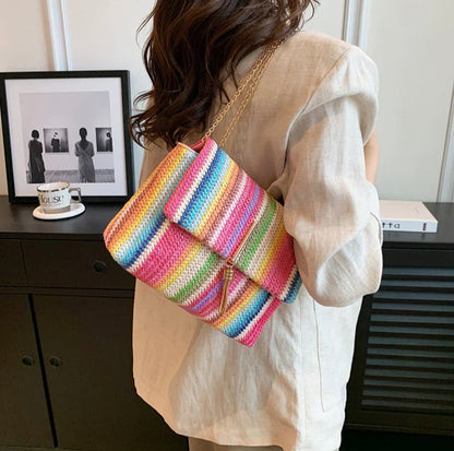 Women's Multicolor Handbag with Adjustable Strap – Dimensions 24x17x9 cm, Modern and Elegant Design