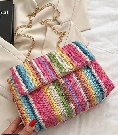 Women's Multicolor Handbag with Adjustable Strap – Dimensions 24x17x9 cm, Modern and Elegant Design