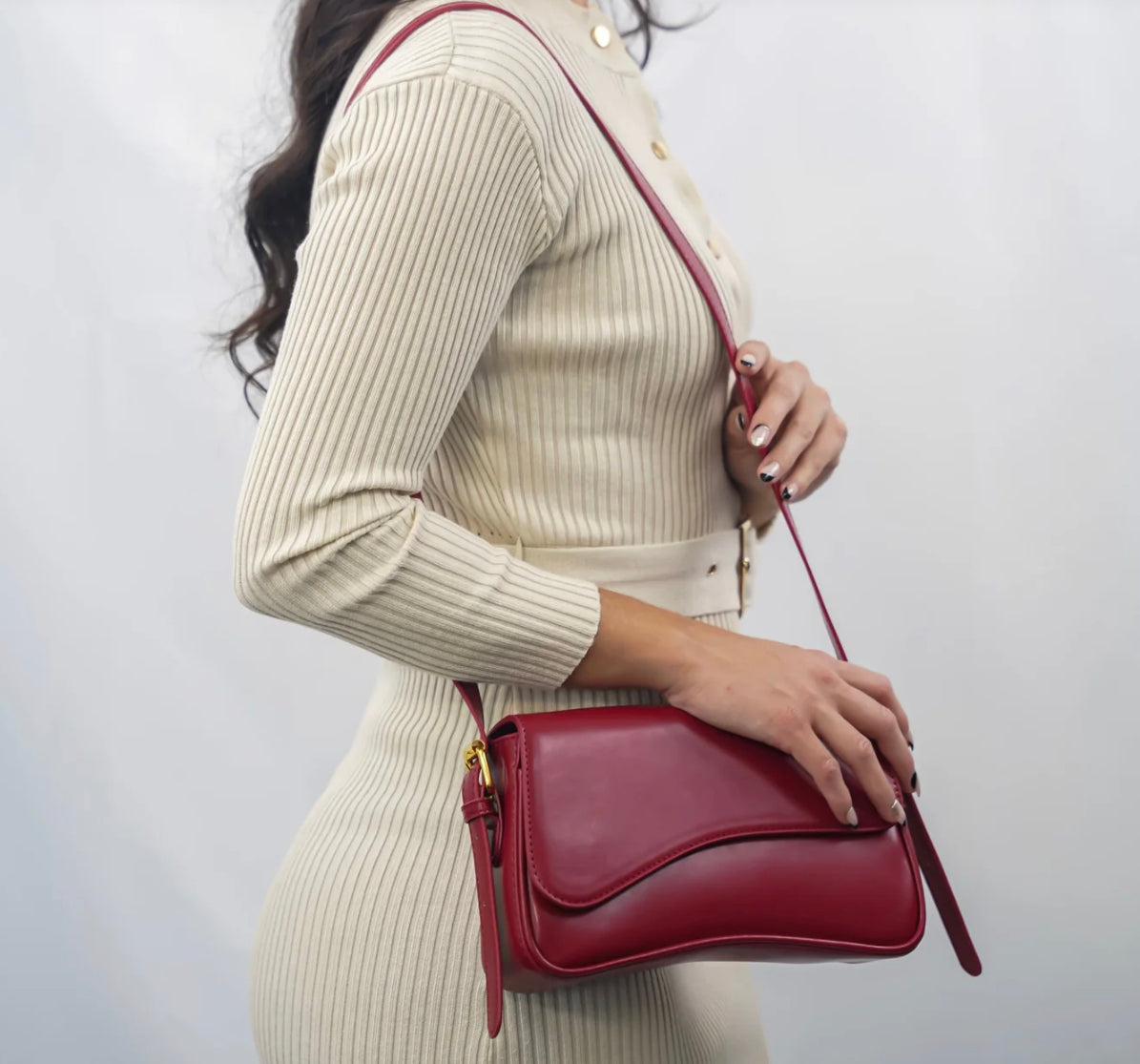 Elegant Women's Handbag with Adjustable Strap in Synthetic Leather – Practical Shoulder Bag for Daily Use