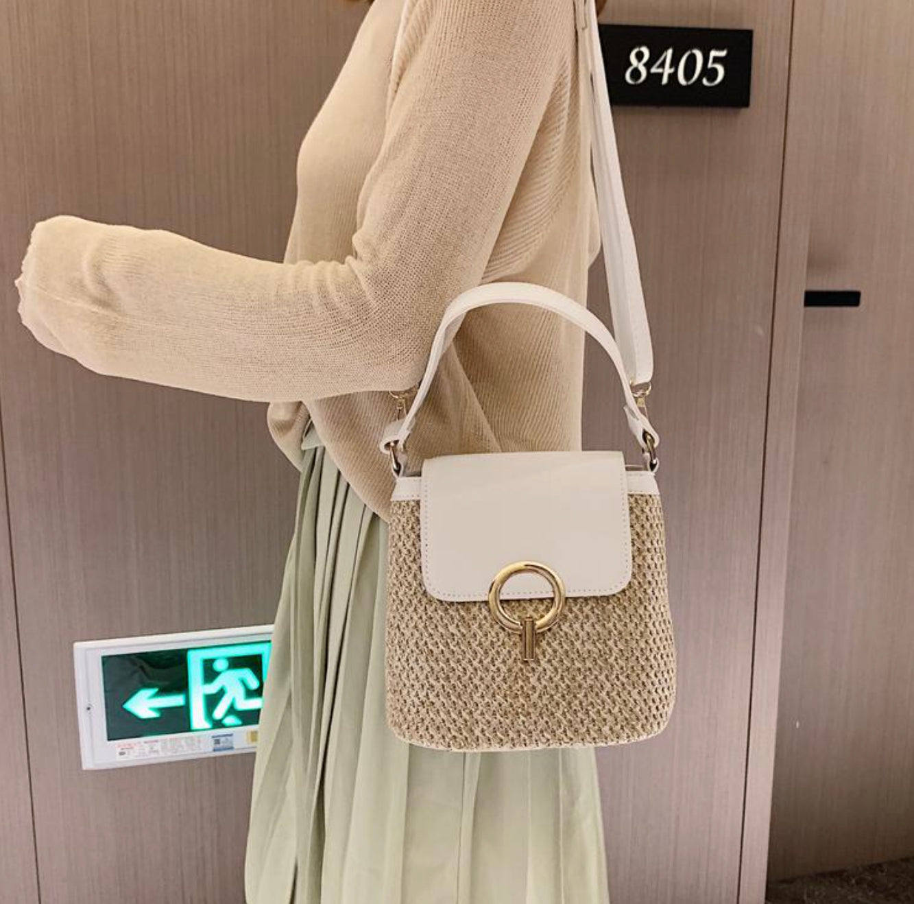 Straw Shoulder Handbag for Women – Trendy Bohemian Chic, Ideal for Summer, With Inner Pocket and Secure Closure