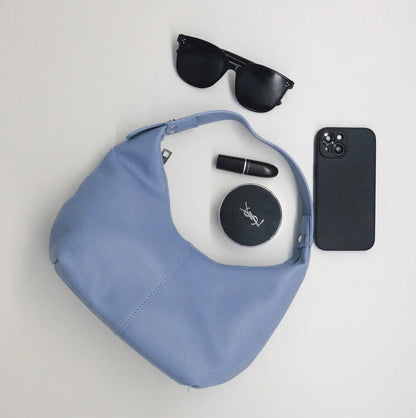 Women's Soft Leather Handbag Josephine – Elegant, Practical and Adjustable Shoulder Strap, Black or Brown