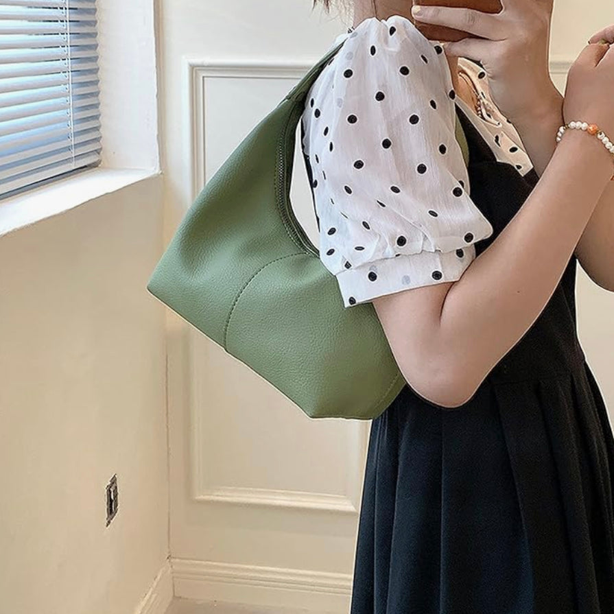 Women's Soft Leather Handbag Josephine – Elegant, Practical and Adjustable Shoulder Strap, Black or Brown