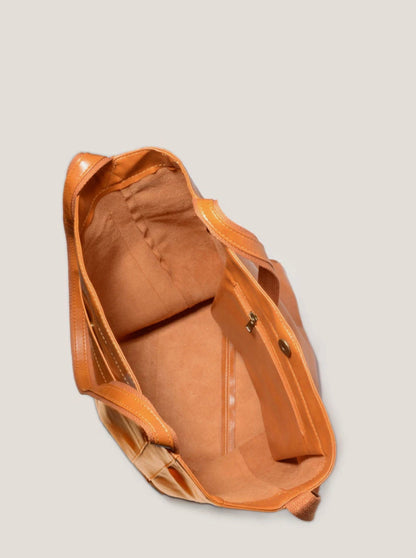 Women's Elegant Aged Leather Handbag – Large Size, Scratch and Water Resistant, Ideal for All Occasions