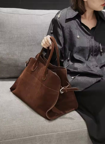 Women's Vegan Suede Leather Handbag – Elegant and Practical Shoulder Bag for Daily Use, Dimensions 38x28x23 cm