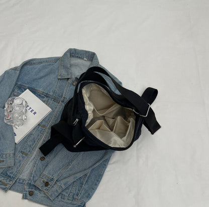 2 in 1 Elegant Women's Handbag - Practical Shoulder Bag in Synthetic Leather, Spacious Compartments, Ideal for Daily Use