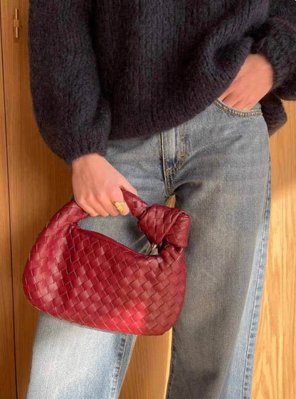 Mini Arya Elegant Handbag for Women with Adjustable Shoulder Strap - Compact and Practical, Synthetic Leather