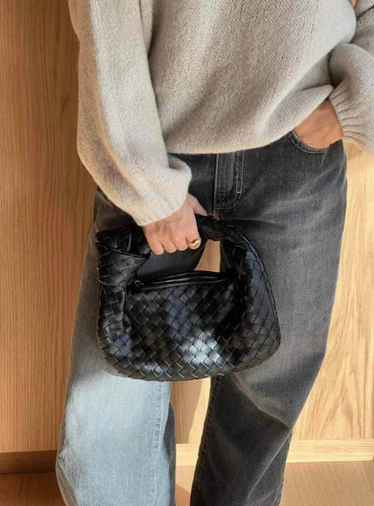 Mini Arya Elegant Handbag for Women with Adjustable Shoulder Strap - Compact and Practical, Synthetic Leather