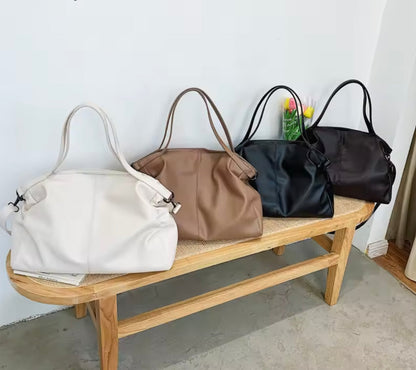 Large Women's Leather Handbag with Multiple Pockets, Adjustable Shoulder Strap – Elegant and Spacious Black or Brown