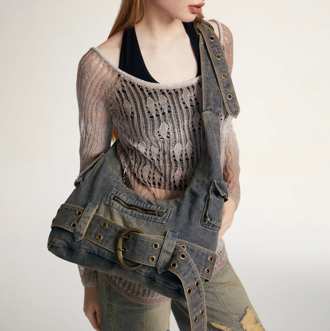 Eclectic Women's Hobo Bag in Denim with Adjustable Strap – Compact and Spacious Handbag for a Trendy Style