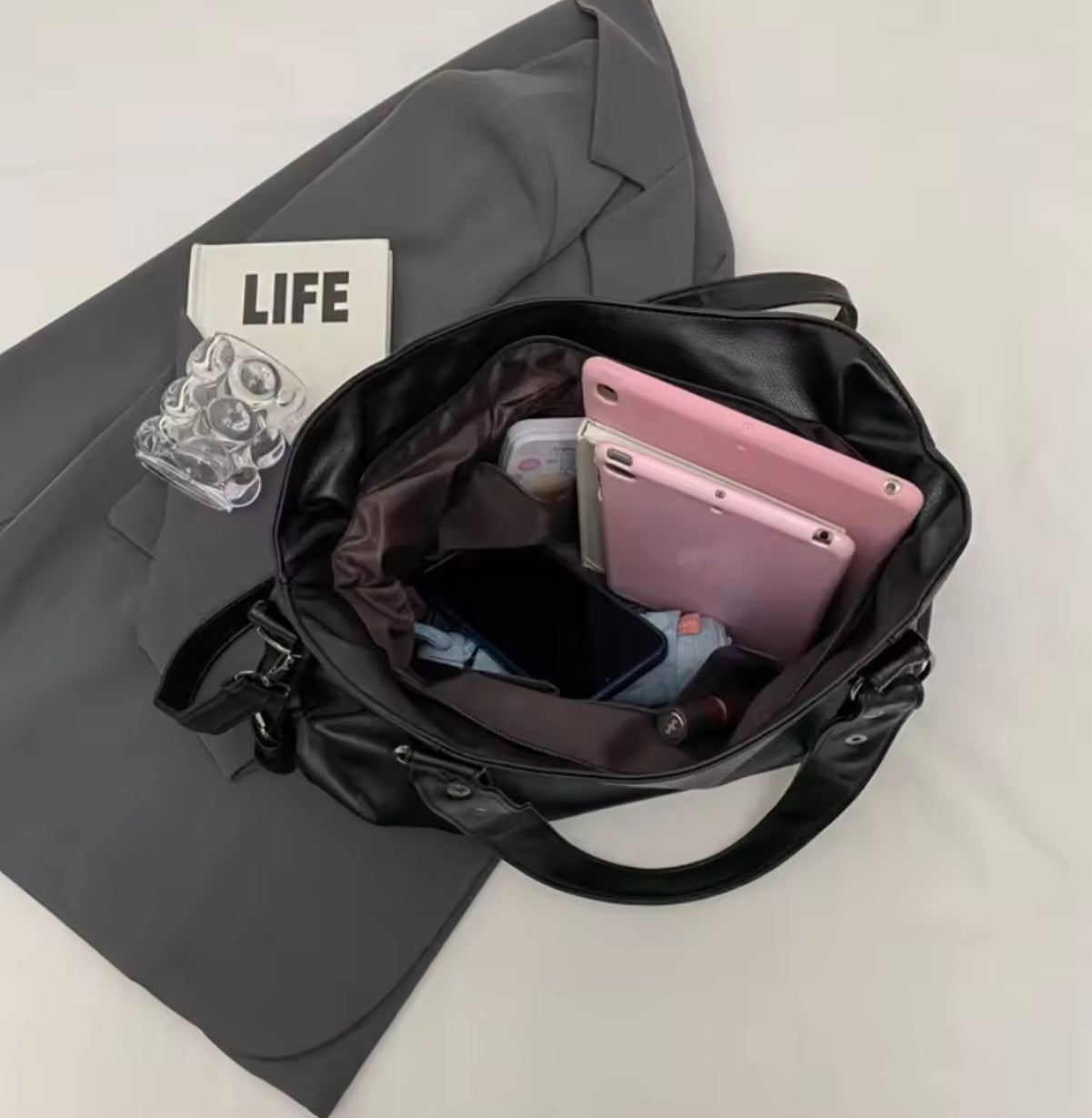 Elegant Vegan Leather Women's Handbag with Adjustable Shoulder Strap – 5 Colors Available, 40x28x11 cm