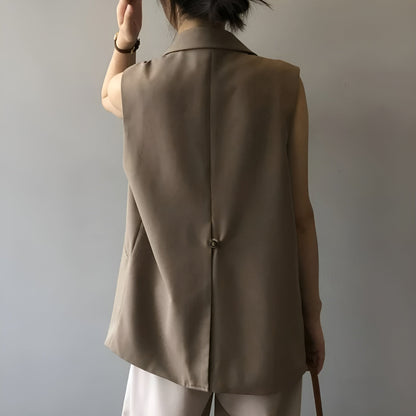 Elegant Sleeveless Women's Blazer in Polyester - Chic Minimalist Black Blazer Jacket, Fitted and Modern Cut