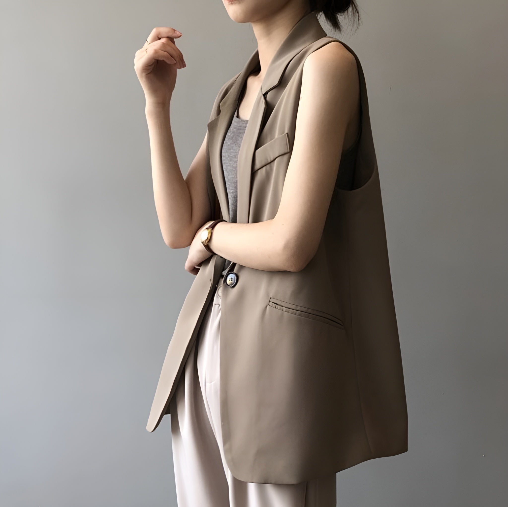 Blazer Sans Manches Femme Élégant en Polyester - Veste Blazer Chic Minimaliste Noir, Coupe Ajustée et Moderne
