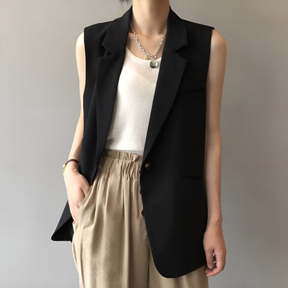 Elegant Sleeveless Women's Blazer in Polyester - Chic Minimalist Black Blazer Jacket, Fitted and Modern Cut