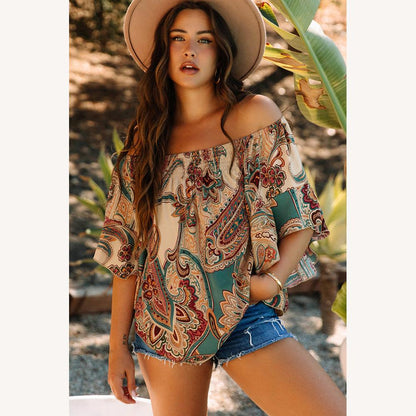 Top Bohemian Off-Shoulder Paisley Print – Lightweight and Airy Fabric for Women, Flared Short Sleeves, Ideal for Summer
