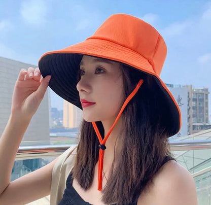Reversible Women's Bucket Hat in Lightweight Cotton with 12 cm Brim for Sun Protection – Adjustable and Versatile