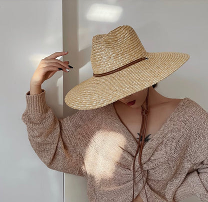 Women's Lightweight Straw Hat with Sun Protection – Elegant Adjustable Summer Accessory 56-58 cm