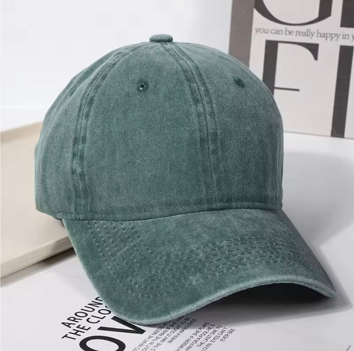 Casquette Femme Minimaliste Ajustable en Couleur Neutre – Élégante et Confortable pour un Look Casual