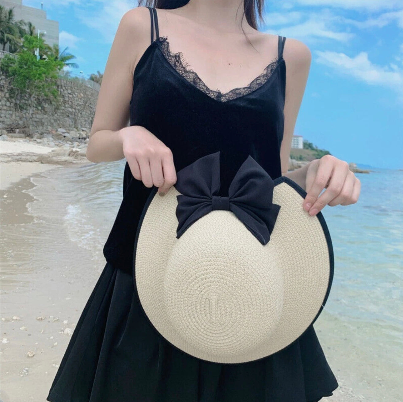 Chapeau de Paille Léger Femme avec Protection Solaire – Accessoire Estival Élégant et Chic