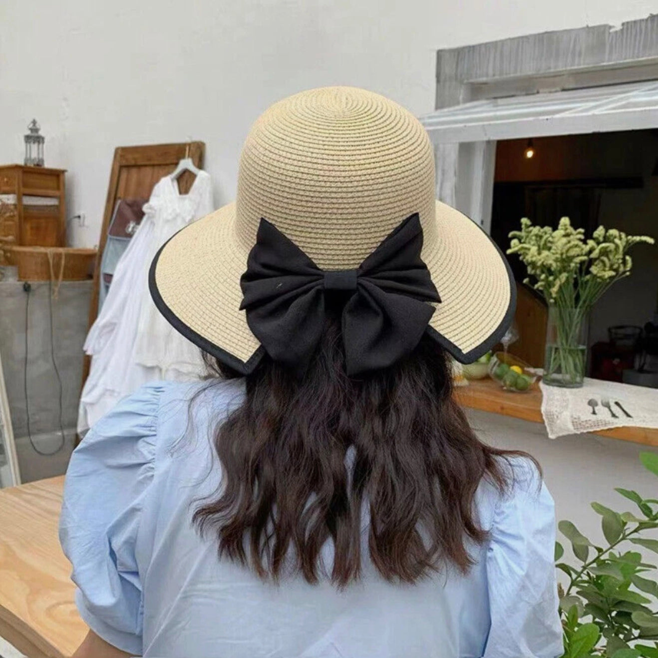 Chapeau de Paille Léger Femme avec Protection Solaire – Accessoire Estival Élégant et Chic