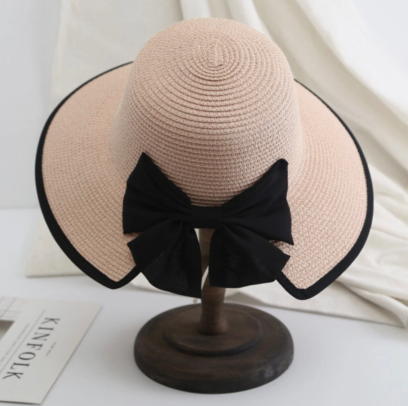Chapeau de Paille Léger Femme avec Protection Solaire – Accessoire Estival Élégant et Chic