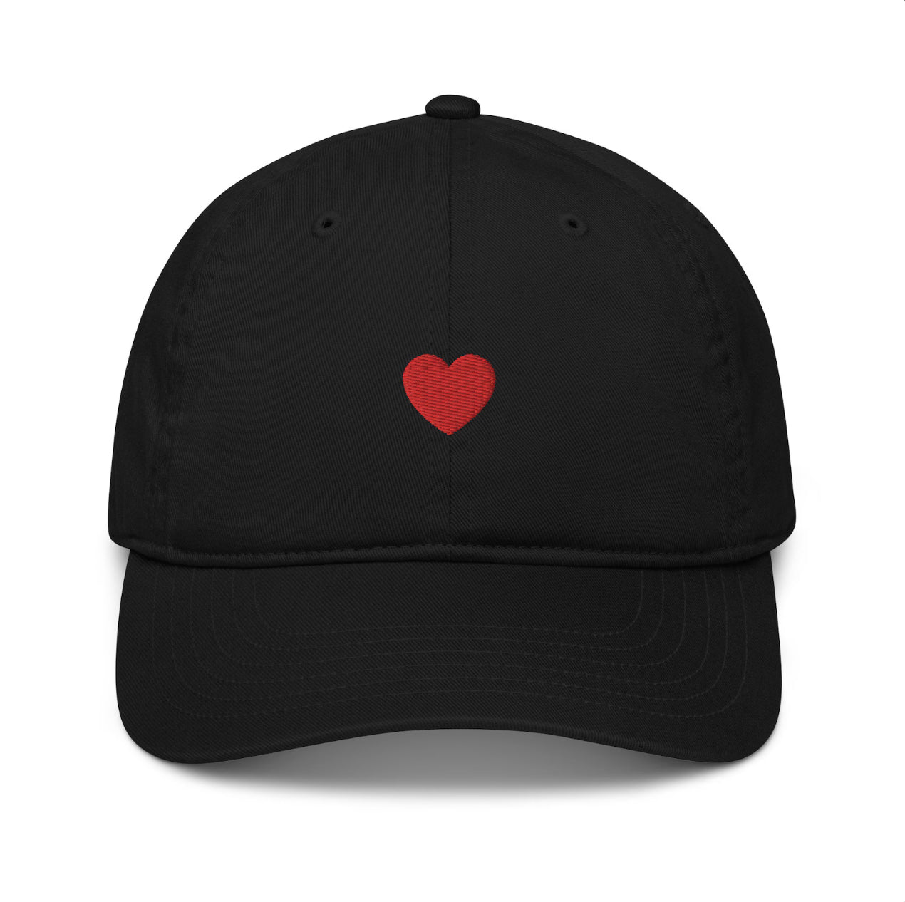 Casquette Femme Minimaliste avec Cœur Brodé – Élégante et Confortable, Ajustable et Respirante