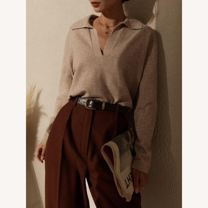 Women's Soft Knit Sweater with Polo Collar and V-Neckline – Loose and Elegant Fit, Ideal for All Occasions