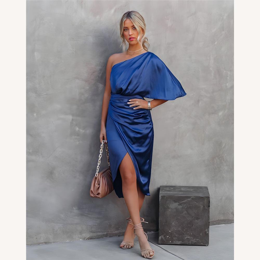 Robe de Soirée Élégante Femme en Soie à Une Manche et Jupe Plissée – Idéale pour Événements Formels