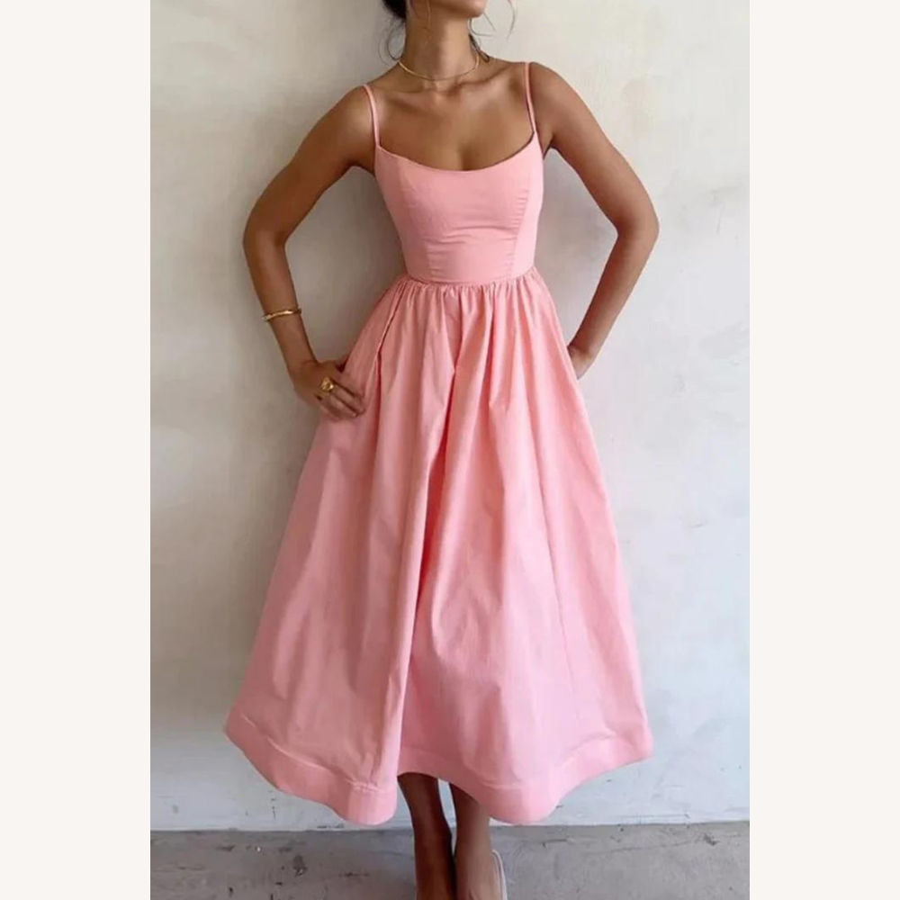 Elegant Long Dress for Women in Lightweight Fabric, Versatile for Evenings and Special Occasions