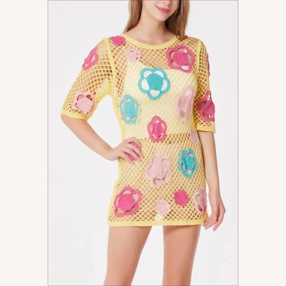 Robe Femme Courte en Crochet Coloré – Style Sexy et Séduisant pour Soirées et Occasions Spéciales