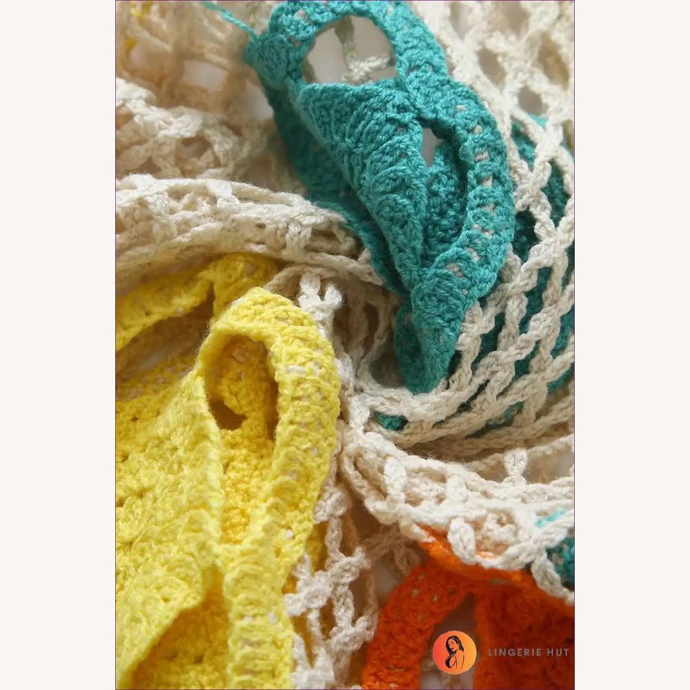 Robe Femme Courte en Crochet Coloré – Style Sexy et Séduisant pour Soirées et Occasions Spéciales