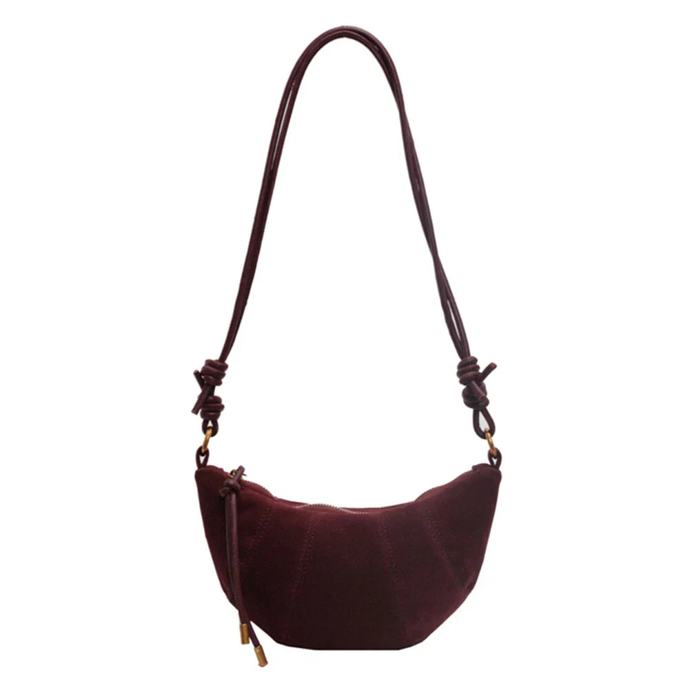 Women's Black Leather Shoulder Bag - Elegant and Practical for Daily Outings, Ideal Size 25x20x10 cm