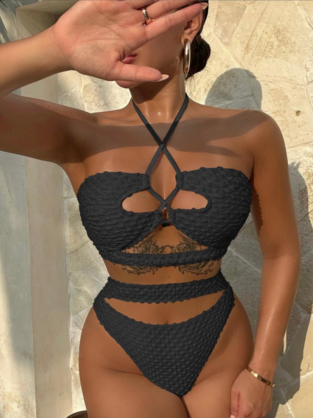 Bikini à Cordon Beige pour Femme – Maillot de Bain Boho Chic avec Détails à Lacets et Sangles Licou