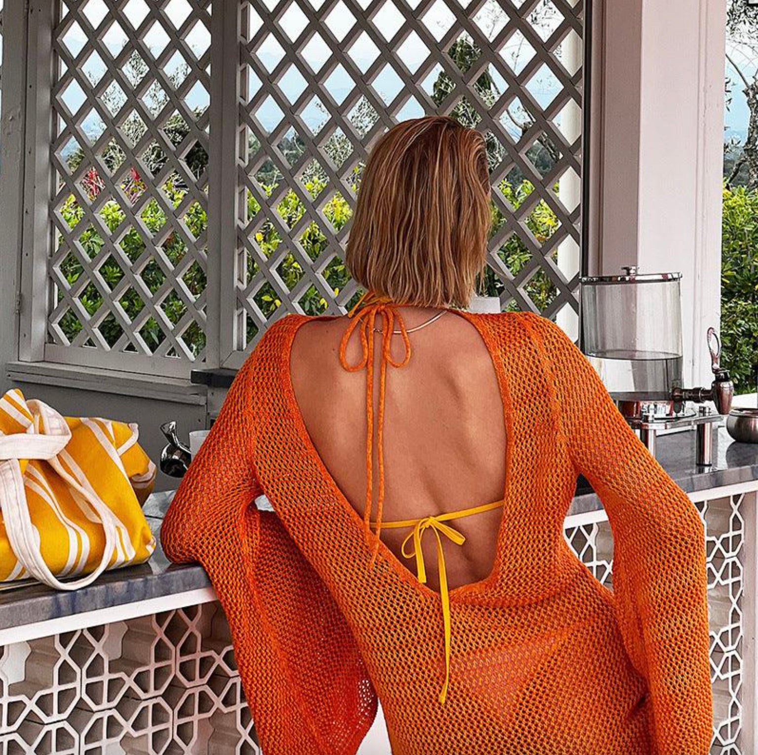 Robe de Plage Femme Backless en Jersey Polyester avec Manches à Ailes – Élégance Boho pour Tenue de Plage