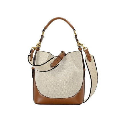Timeless women's leather handbag – 19x21x11 cm, elegant and practical design for all occasions