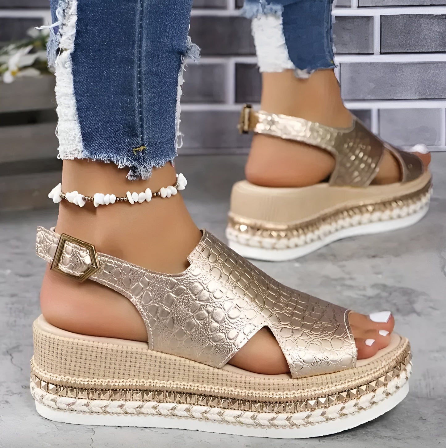 Women's Metallic Gold Sandals Size 38 PU Leather Wedge