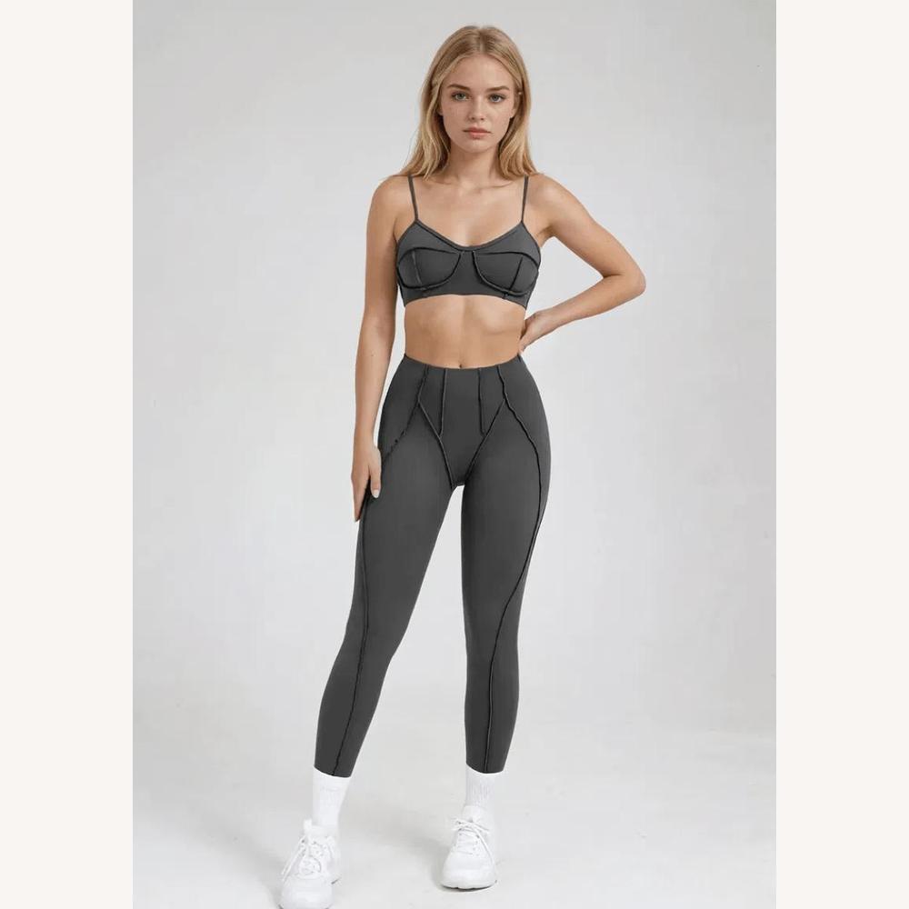 Trendy Women's Sports Set with Structured Sports Bra and High-Waisted Leggings - Comfort and Style