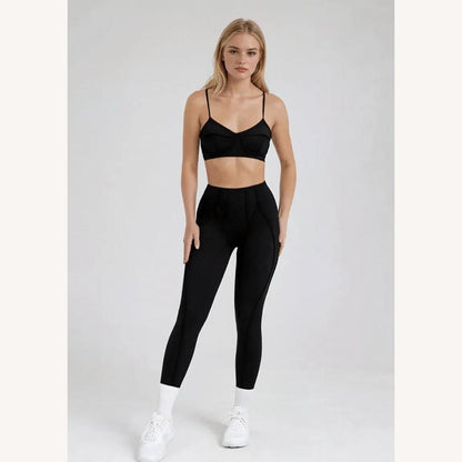 Trendy Women's Sports Set with Structured Sports Bra and High-Waisted Leggings - Comfort and Style