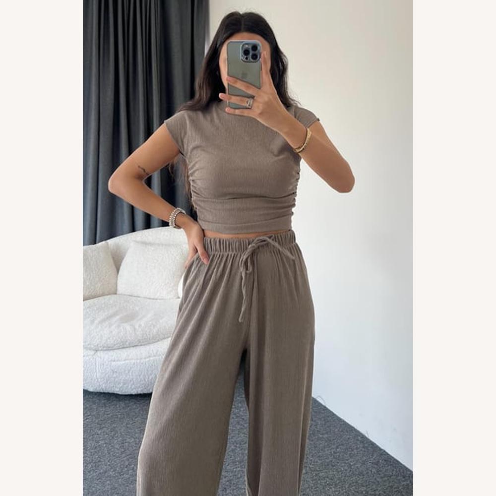 Variant image for Ensemble Femme Deux-Pièces Confortable avec Crop Top à Col Montant et Pantalon Ample Élastique – Idéal pour Sorties Décontractées-2