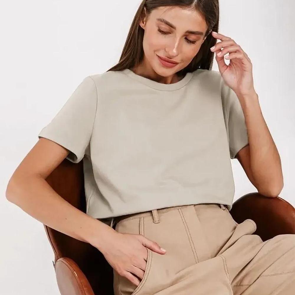 Variant image for T-Shirt Homme en Coton Doux – Col Rond, Coupe Droite, Idéal pour Look Décontracté et Bureau-21