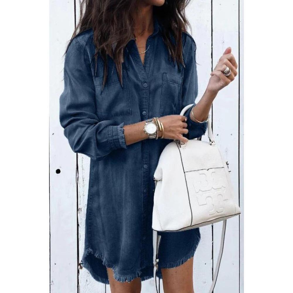 Elegant and Fitted Long Denim Dress for Women with Neat Details – Modern Style and Optimal Comfort